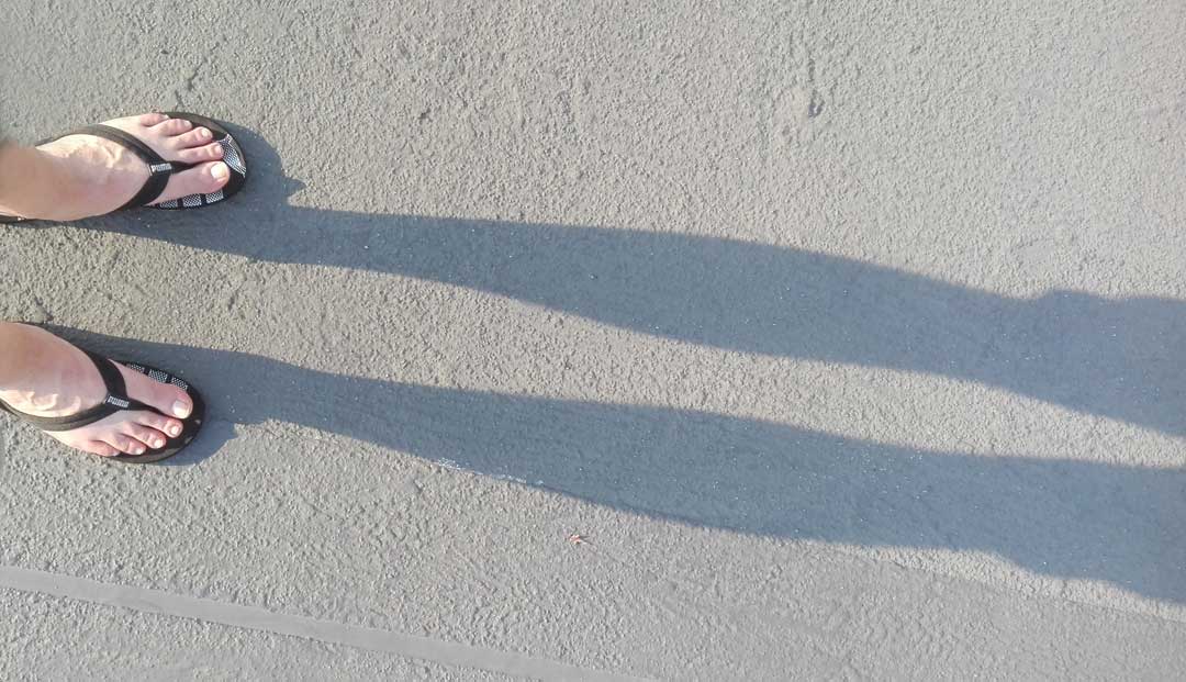 Füße und Schatten